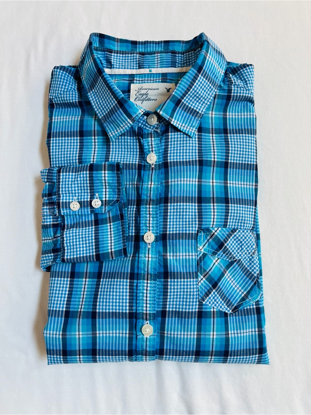 American Eagle Boy”s Size 14 Blue Plaid Burton Front Long Sleeve Shirt